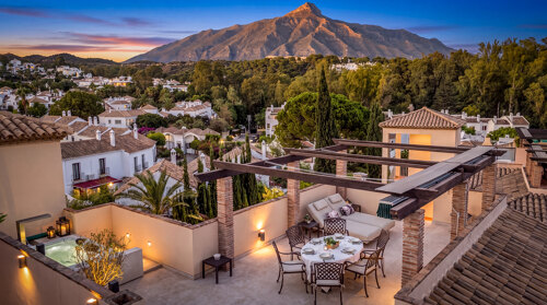 Penthouse Las Brisas – Elegante Dúplex, Nueva Andalucía