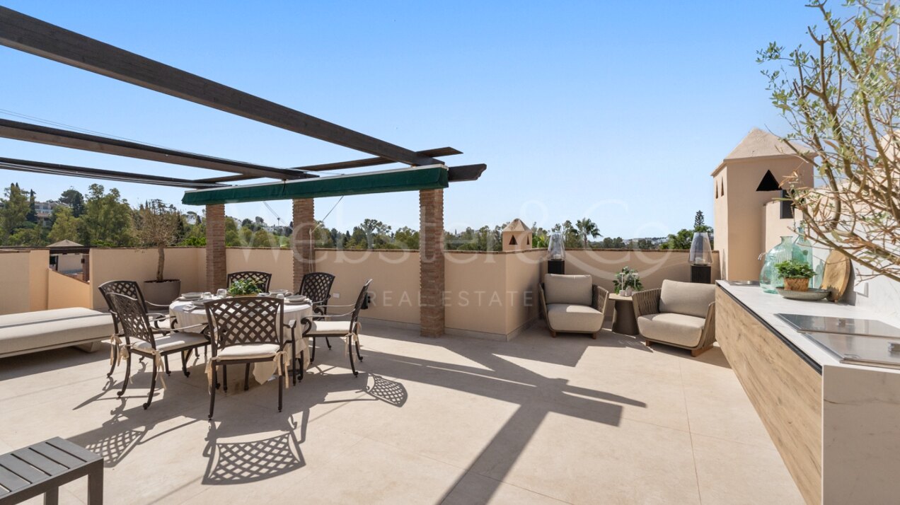 Penthouse Las Brisas – Elegante Dúplex, Nueva Andalucía