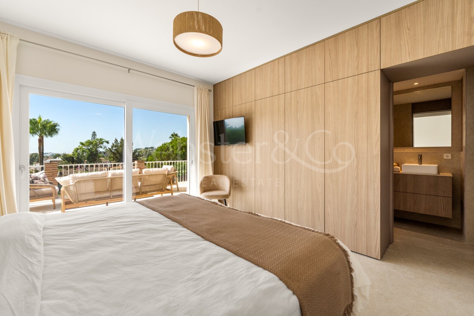 Penthouse Las Brisas – Elegante Dúplex, Nueva Andalucía