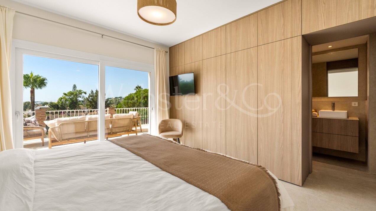 Penthouse Las Brisas – Elegante Dúplex, Nueva Andalucía