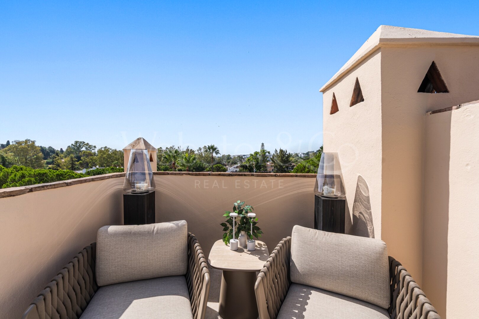 Penthouse Las Brisas – Elegante Dúplex, Nueva Andalucía