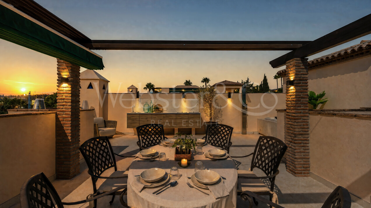 Penthouse Las Brisas – Elegante Dúplex, Nueva Andalucía