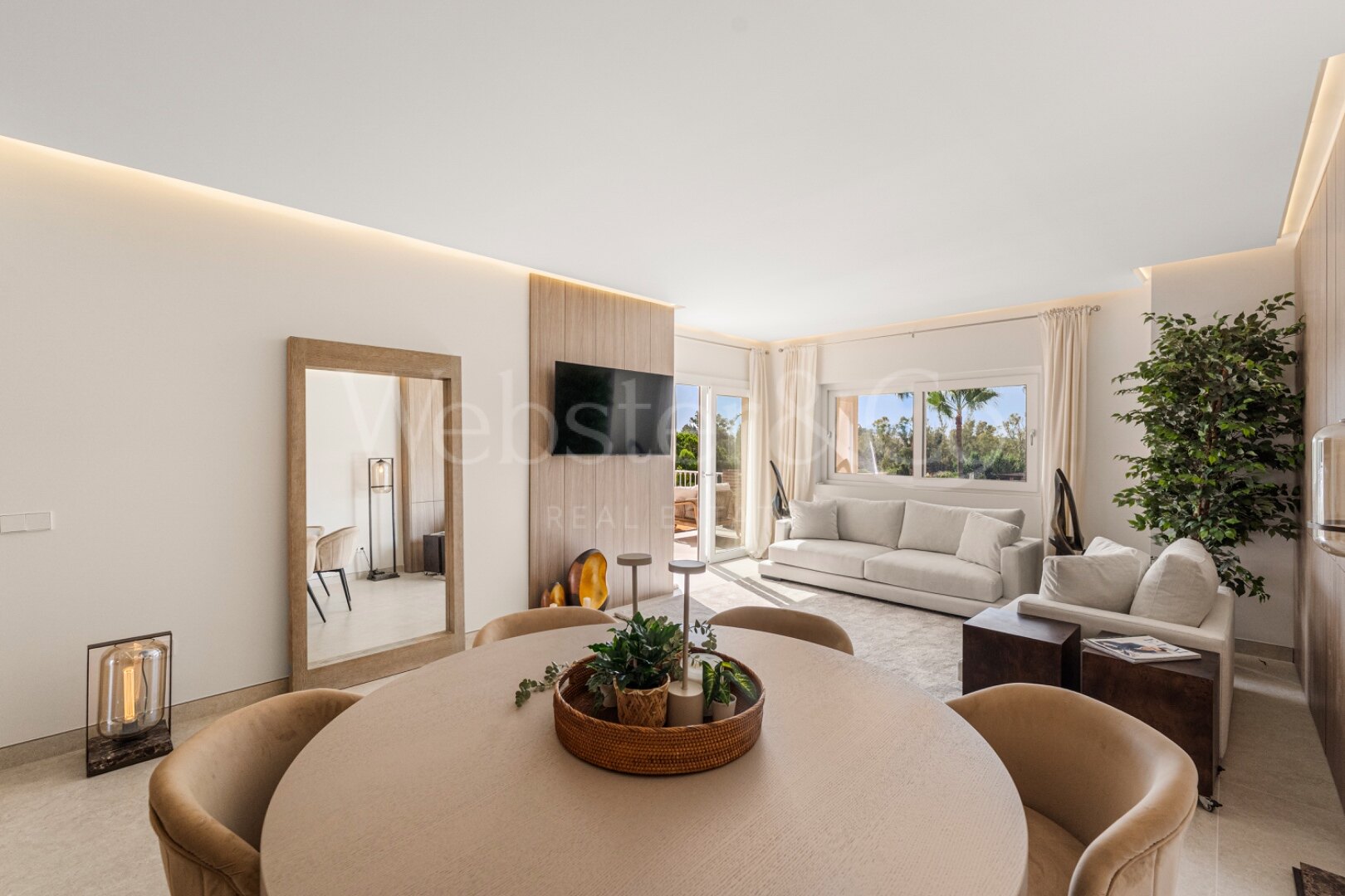 Penthouse Las Brisas – Elegante Dúplex, Nueva Andalucía
