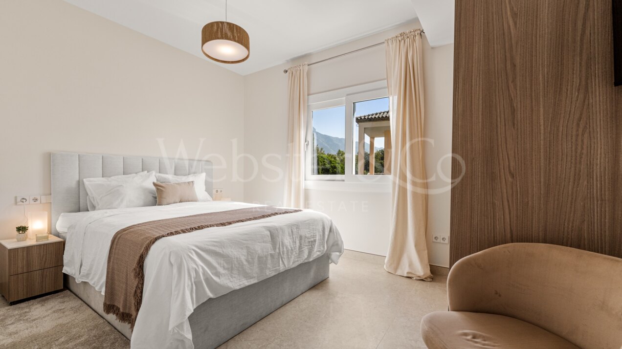 Penthouse Las Brisas – Elegante Dúplex, Nueva Andalucía