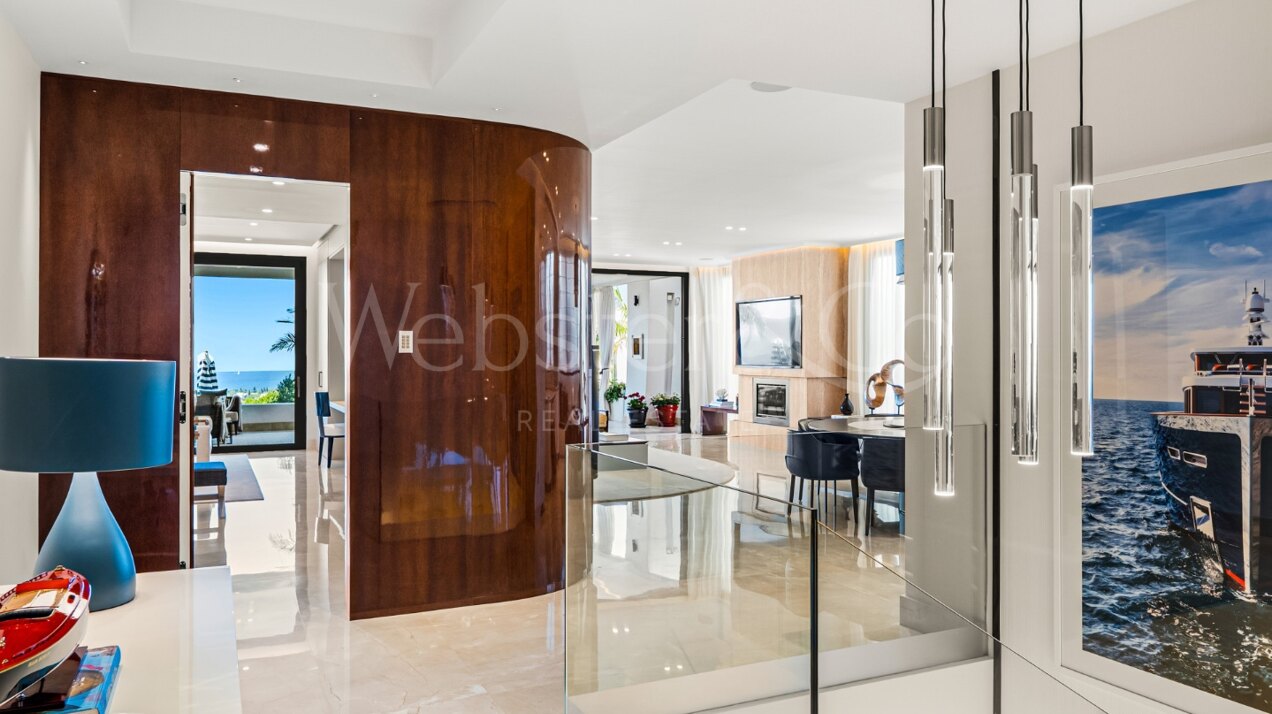 The Gentleman - Most Exclusive Duplex in Sierra Blanca
