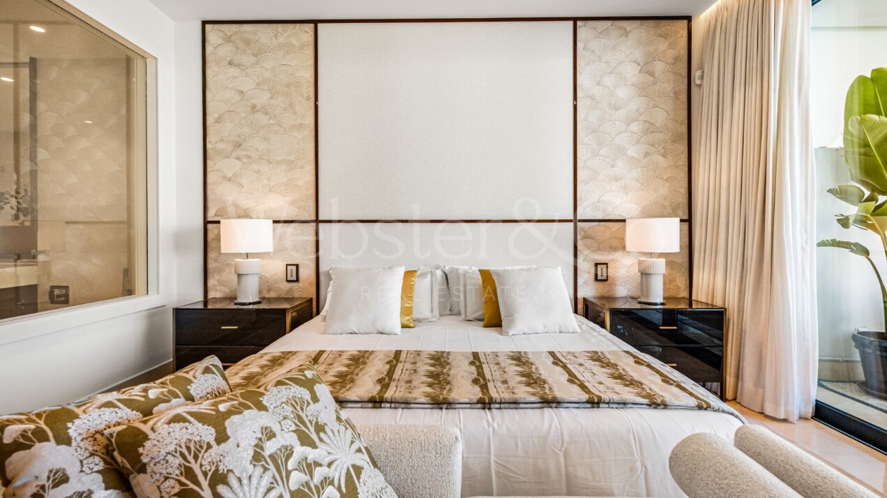 The Gentleman - Most Exclusive Duplex in Sierra Blanca