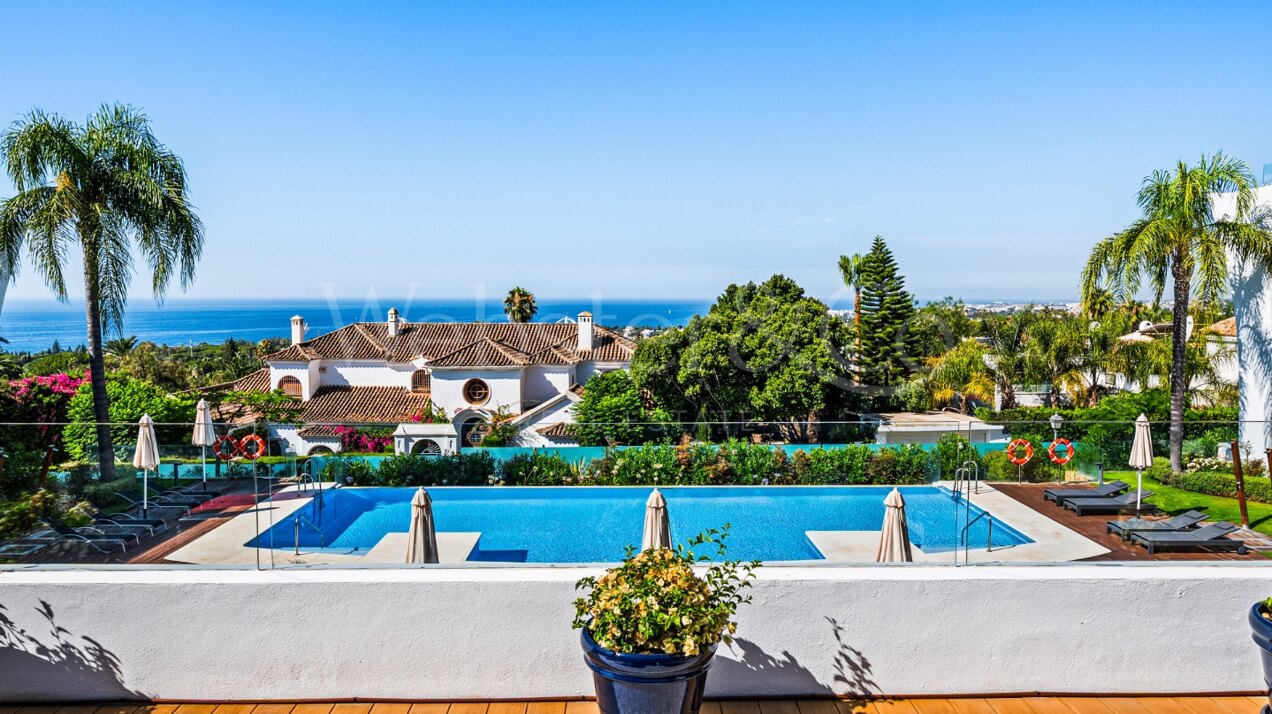 The Gentleman - Most Exclusive Duplex in Sierra Blanca