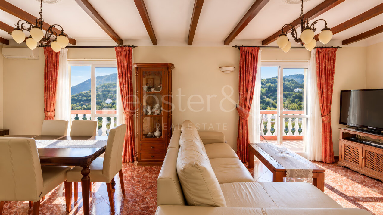 Mirador de Ojen - Townhouse with Panoramic Views