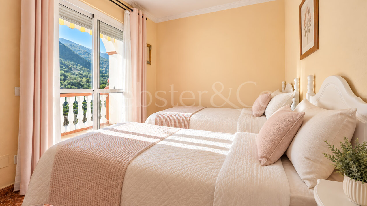 Mirador de Ojen - Townhouse with Panoramic Views