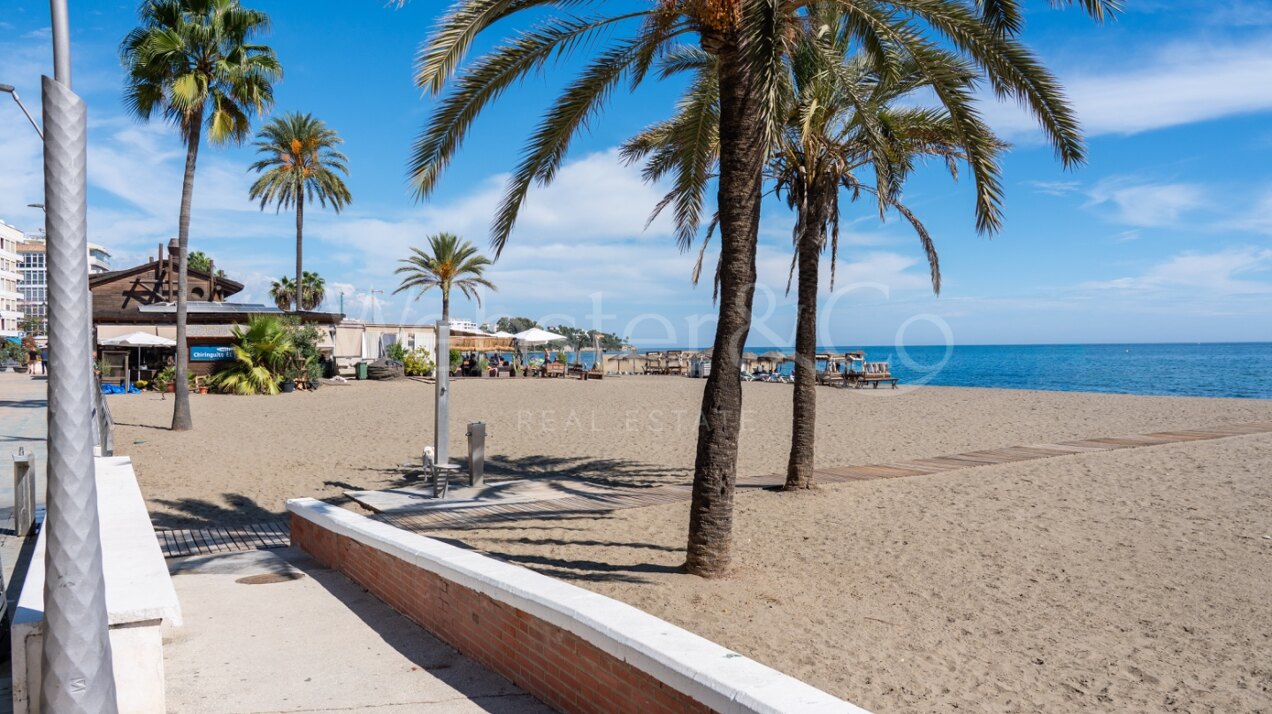 Penthouse Solea - Beachfront Apartment in Estepona