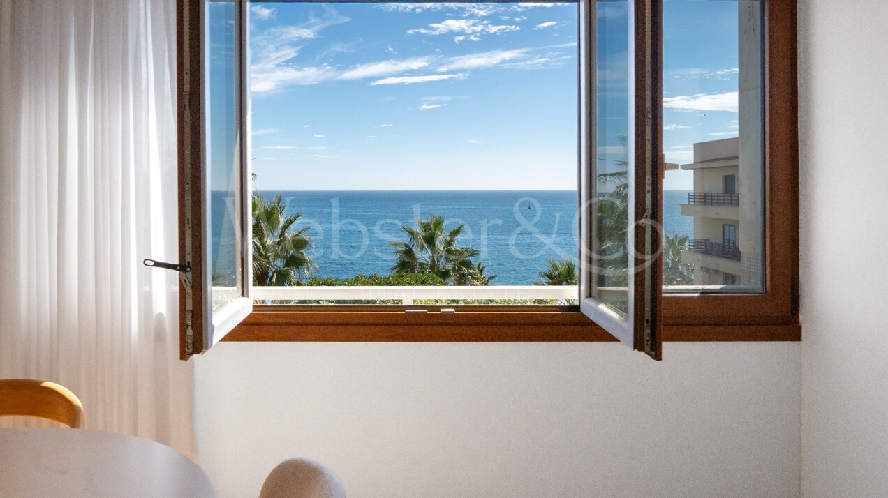 Penthouse Solea - Beachfront Apartment in Estepona