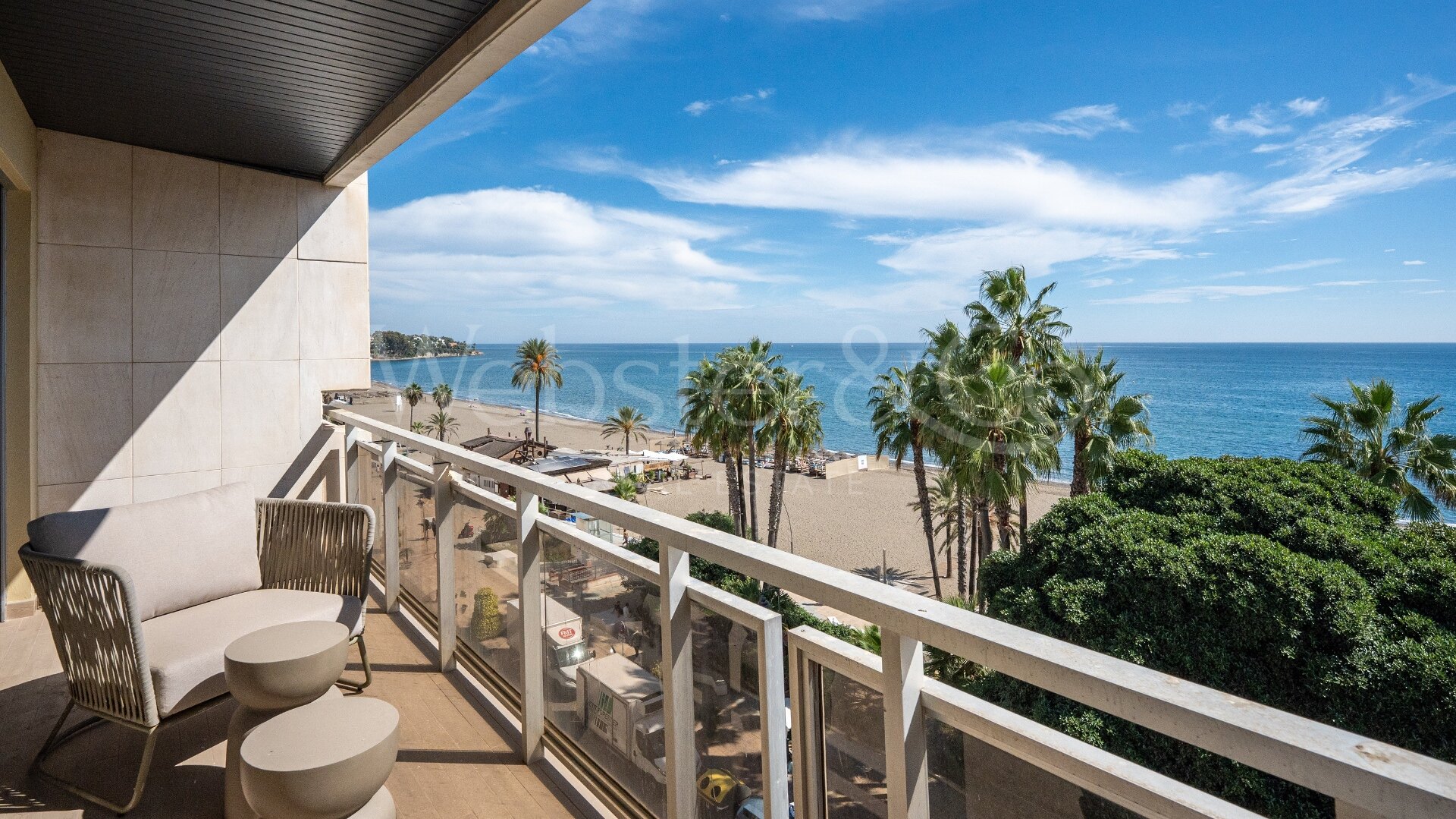 Penthouse Solea - Beachfront Apartment in Estepona