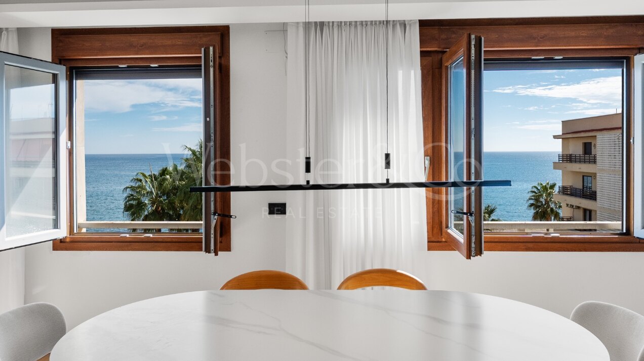 Penthouse Solea - Beachfront Apartment in Estepona