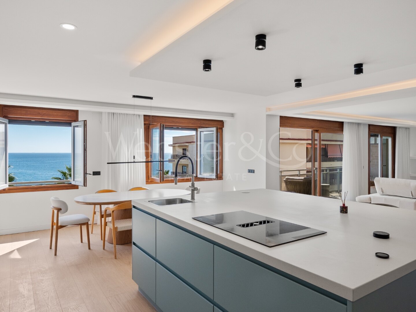 Penthouse Solea - Beachfront Apartment in Estepona