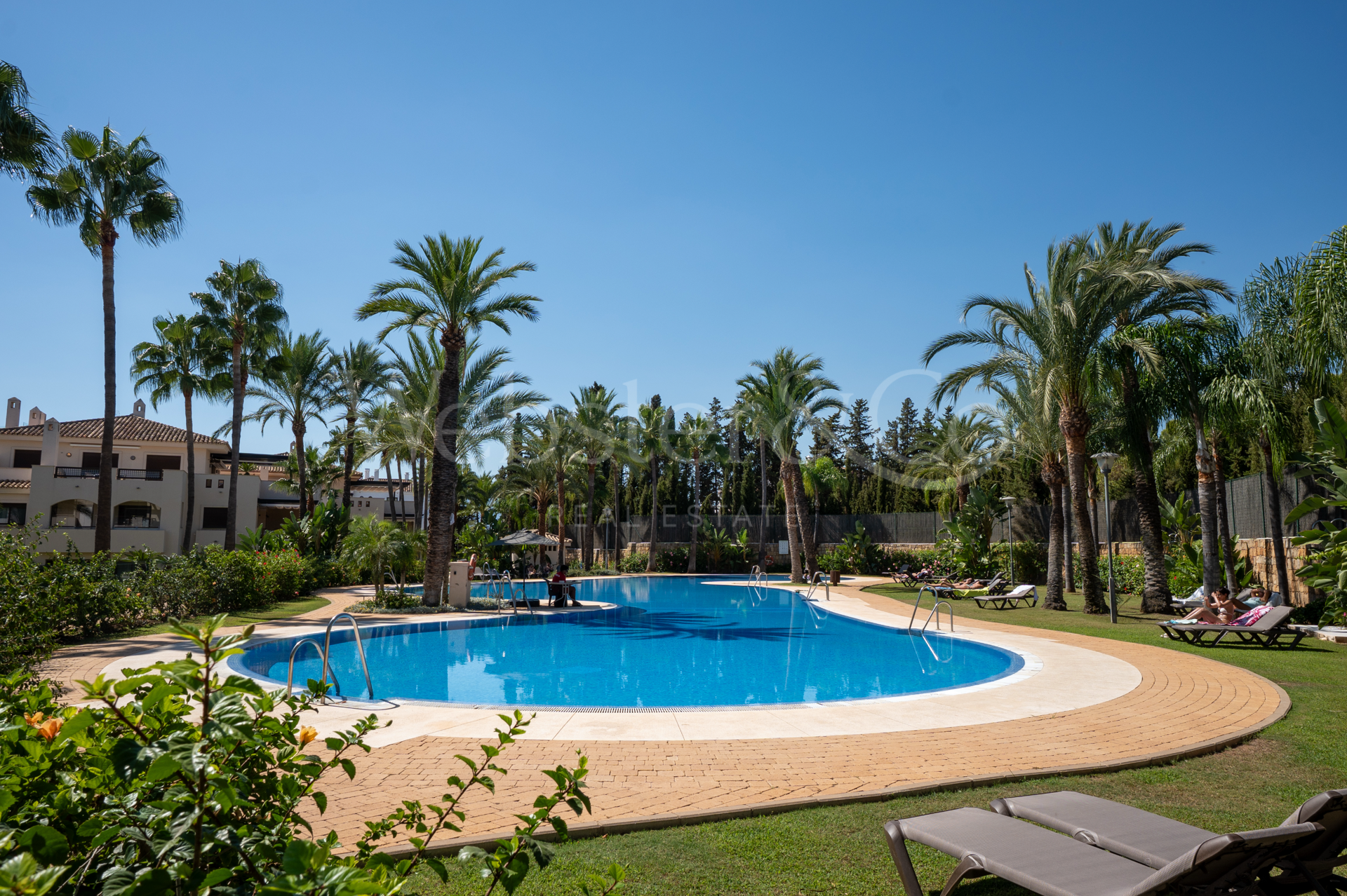 Apartment White Lotus - Junto a la playa, Puerto Banús