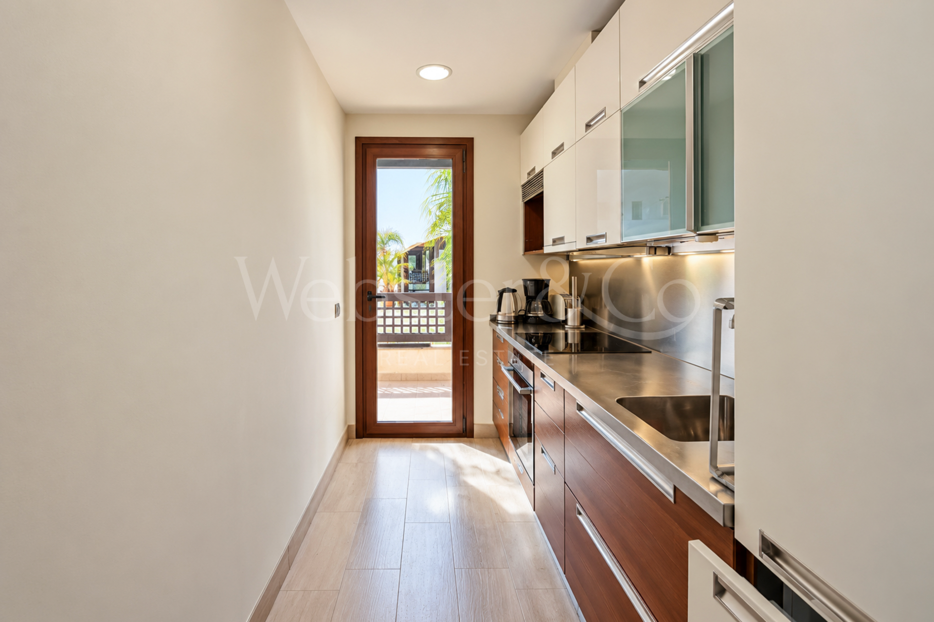 Apartment White Lotus - Junto a la playa, Puerto Banús