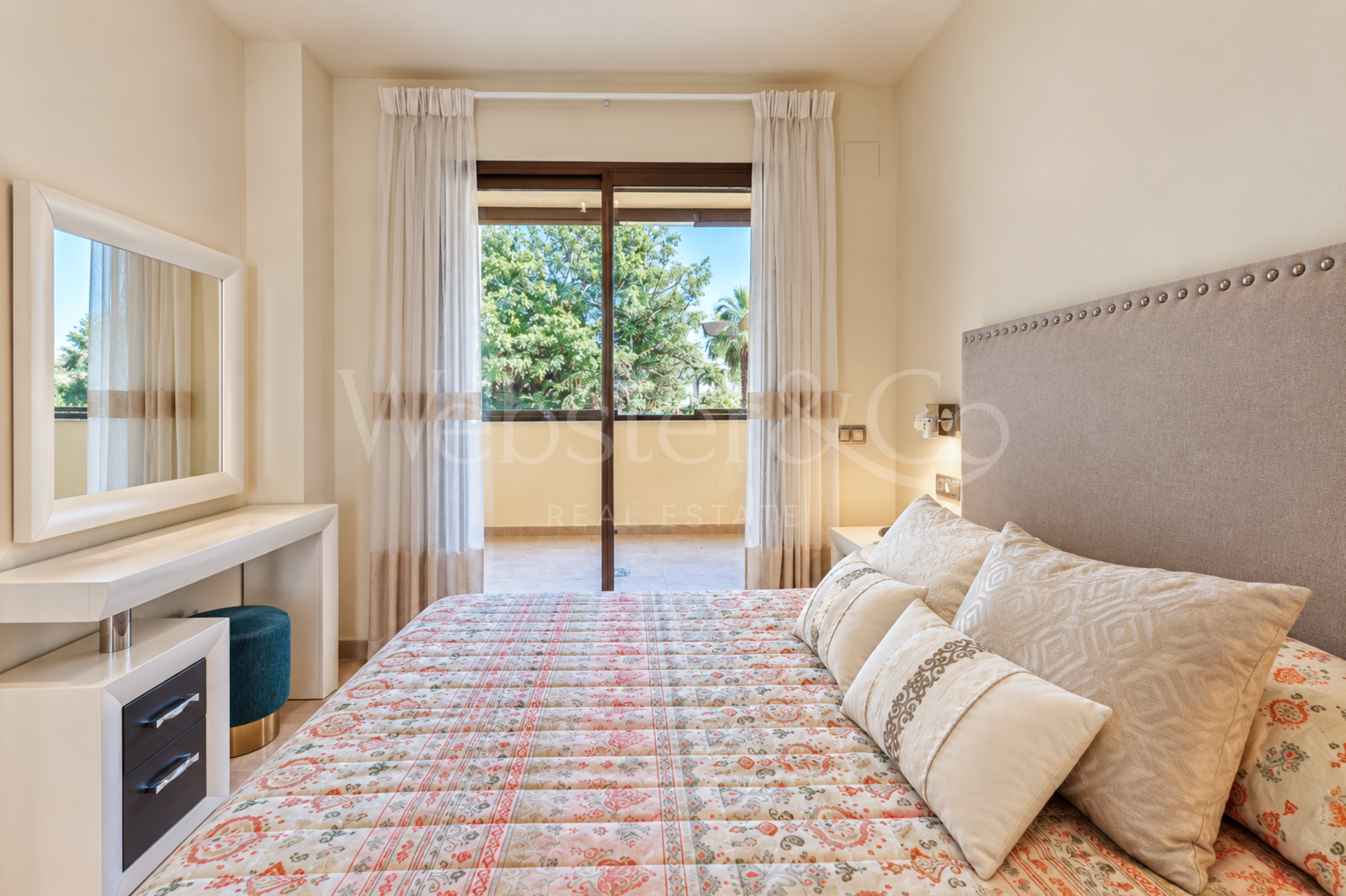 Apartment White Lotus - Junto a la playa, Puerto Banús