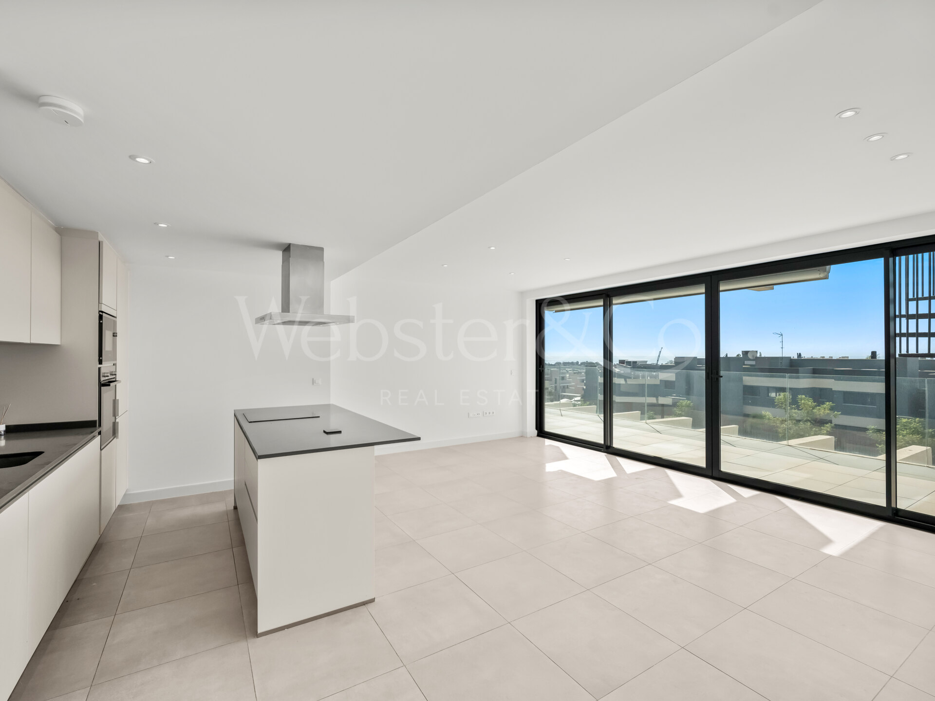 Penthouse Lumina - Modern Duplex in Estepona
