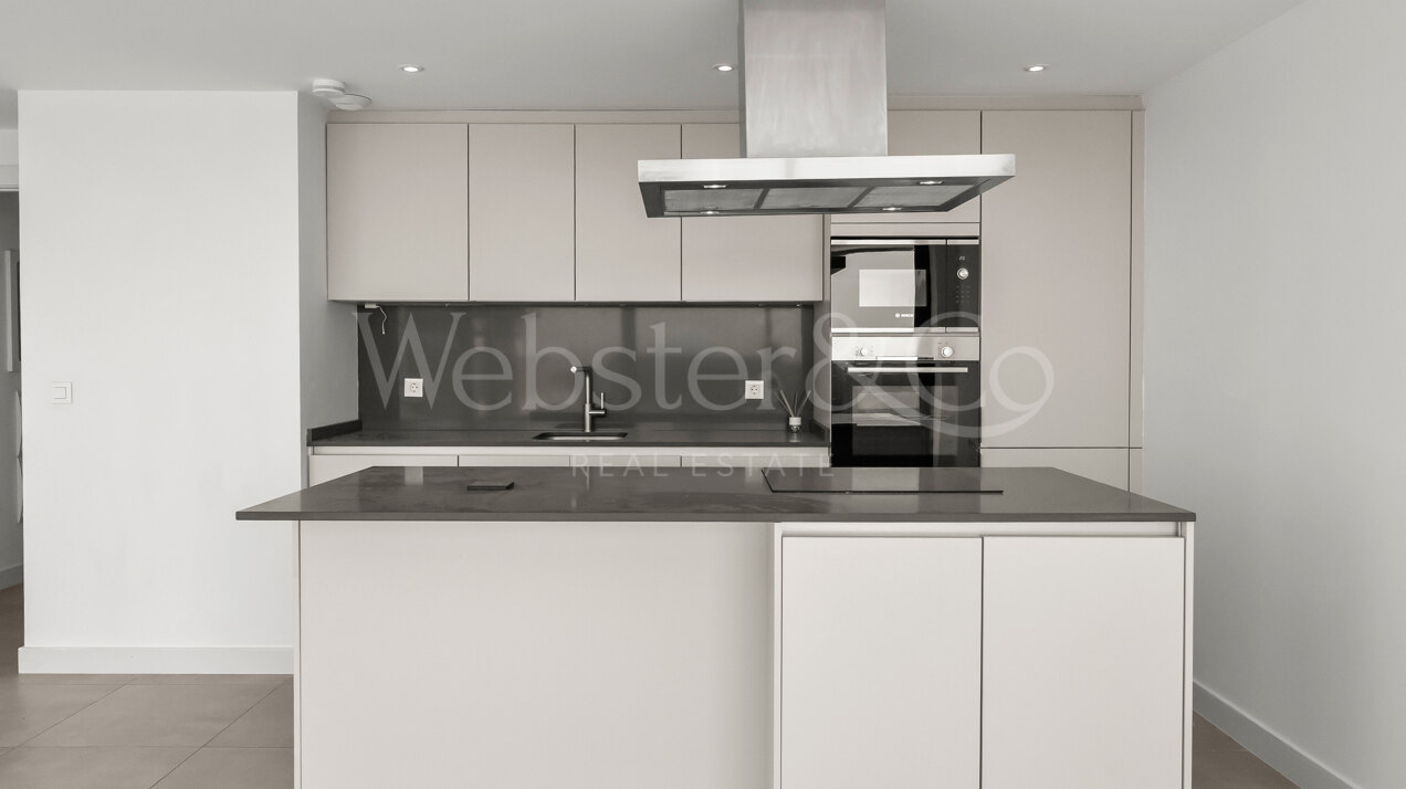 Penthouse Lumina - Modern Duplex in Estepona