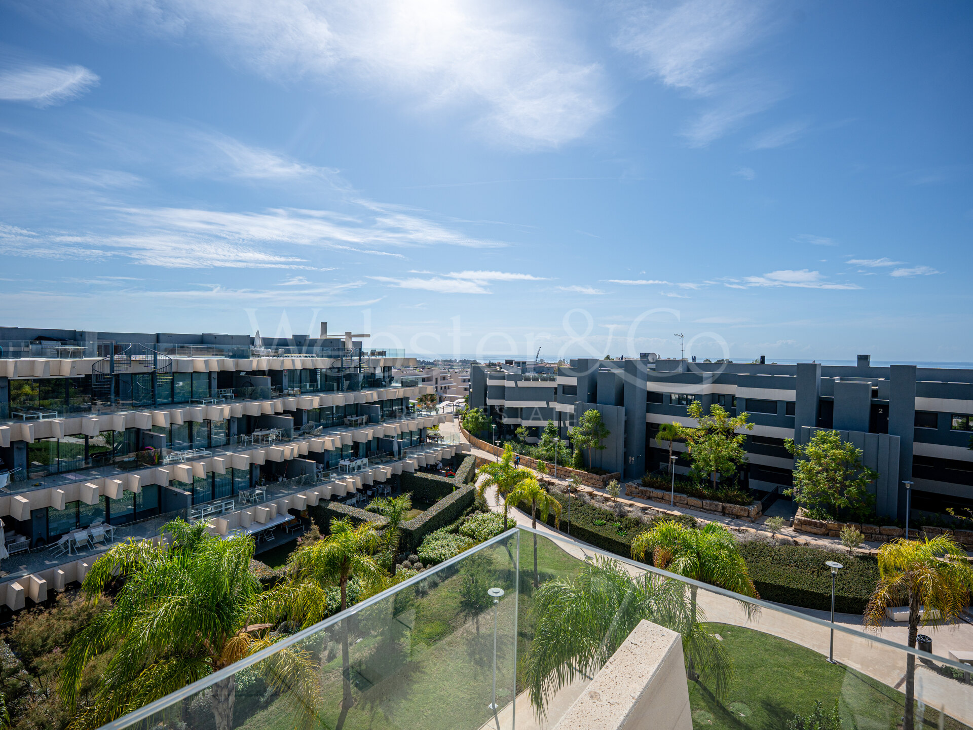 Penthouse Lumina - Modern Duplex in Estepona