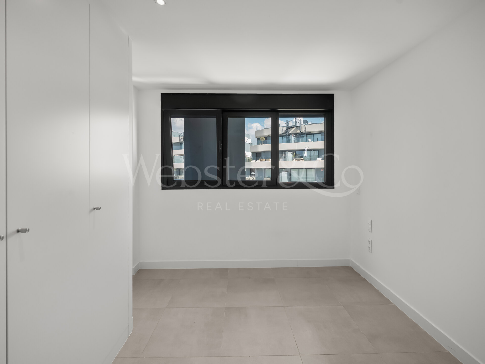 Penthouse Lumina - Modern Duplex in Estepona