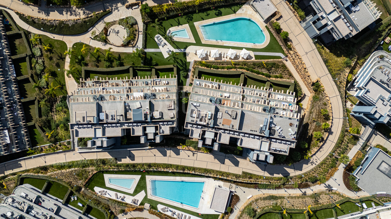 Penthouse Lumina - Modern Duplex in Estepona