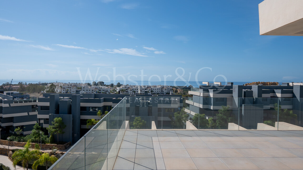 Penthouse Lumina - Modern Duplex in Estepona