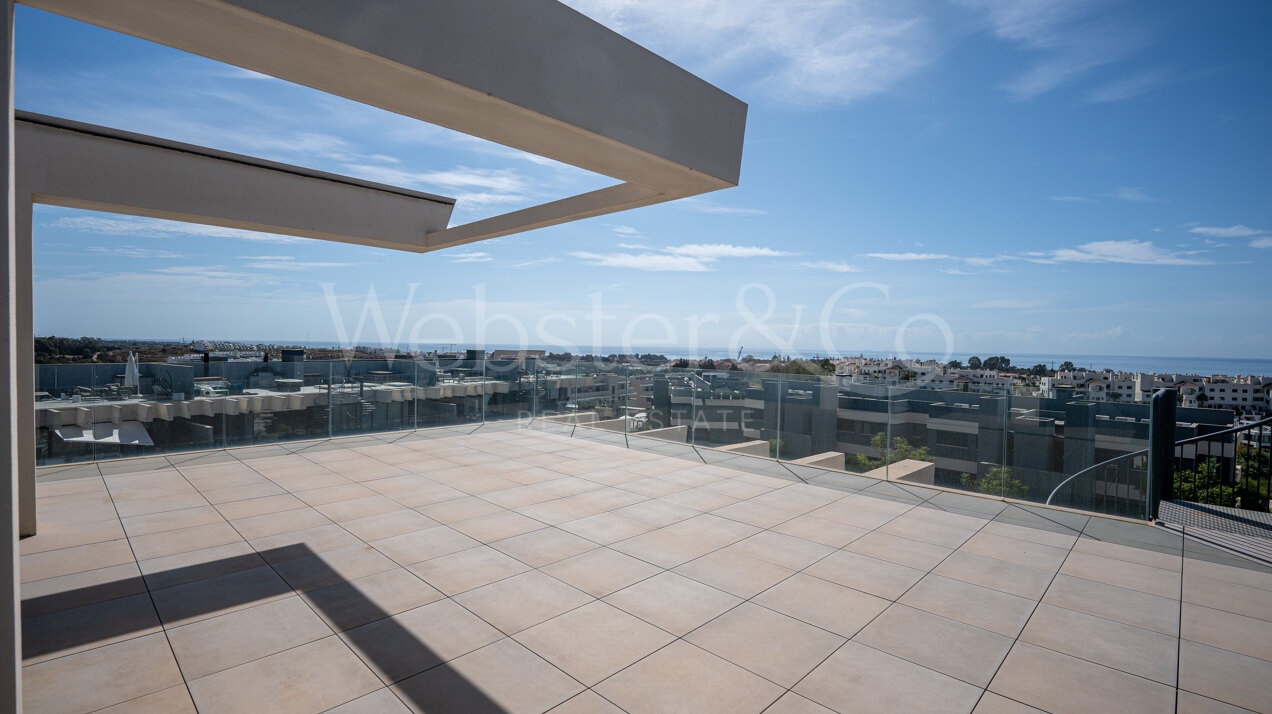 Penthouse Lumina - Modern Duplex in Estepona