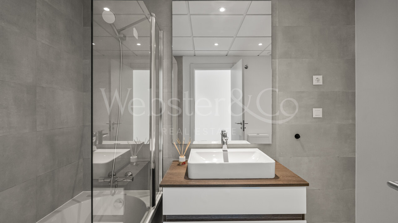 Penthouse Lumina - Modern Duplex in Estepona