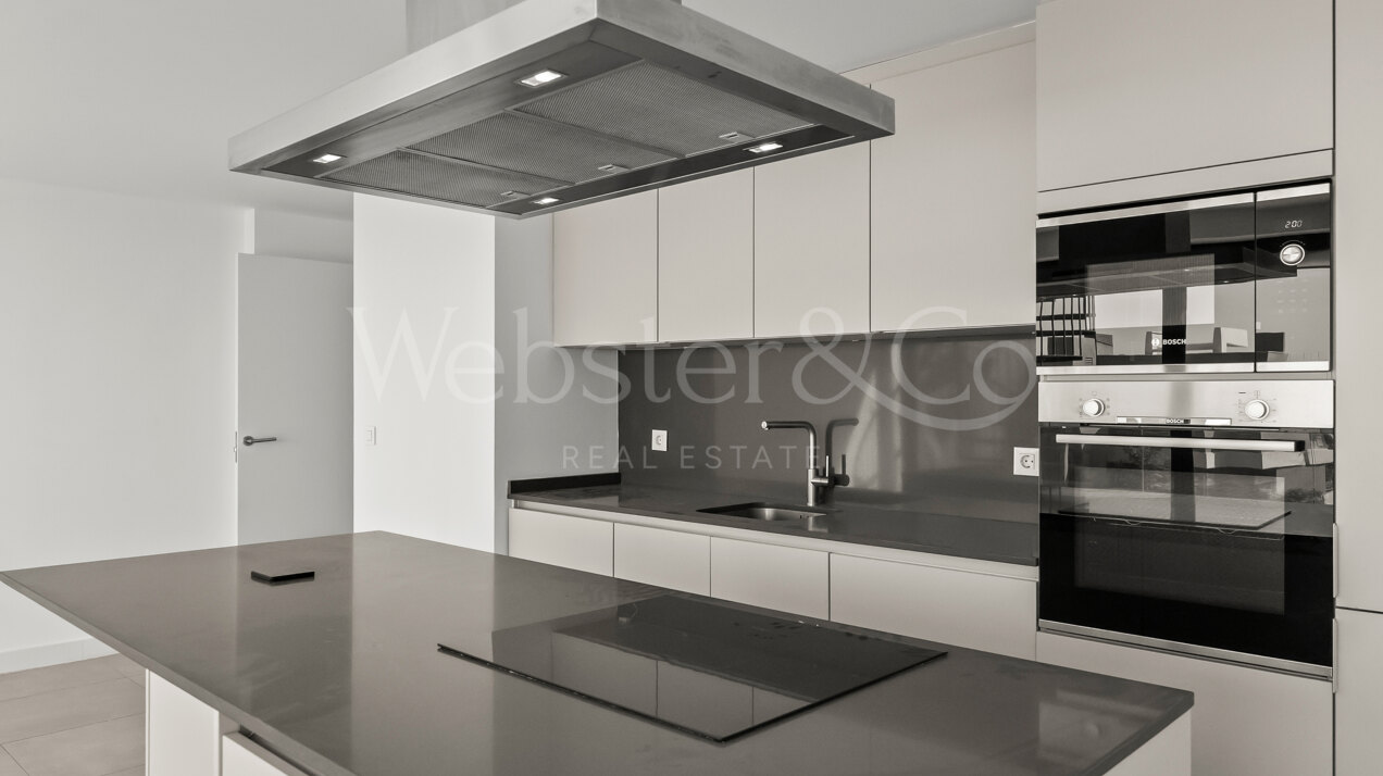 Penthouse Lumina - Modern Duplex in Estepona