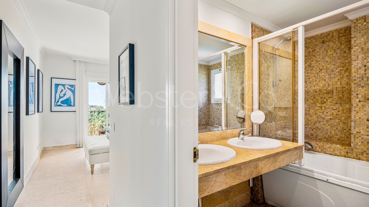 Penthouse Solara – Elegant Benalmádena Penthouse