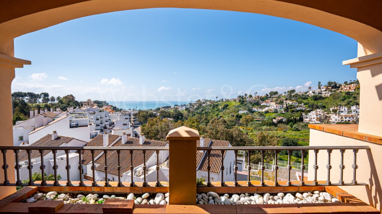 Penthouse Solara – Elegant Benalmádena Penthouse