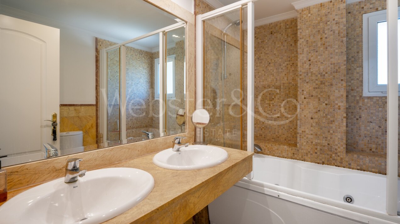 Penthouse Solara – Elegant Benalmádena Penthouse