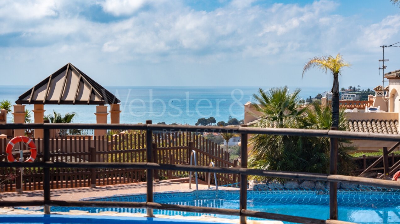 Penthouse Solara – Elegant Benalmádena Penthouse