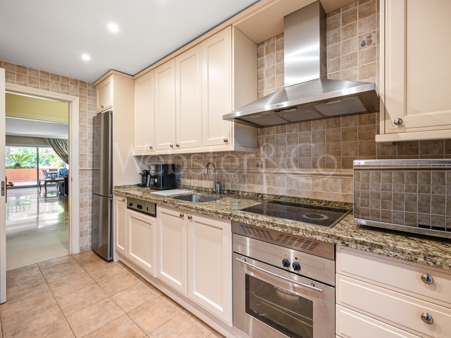 Apartment Lyra - Beachside Tranquility, Puerto Banús