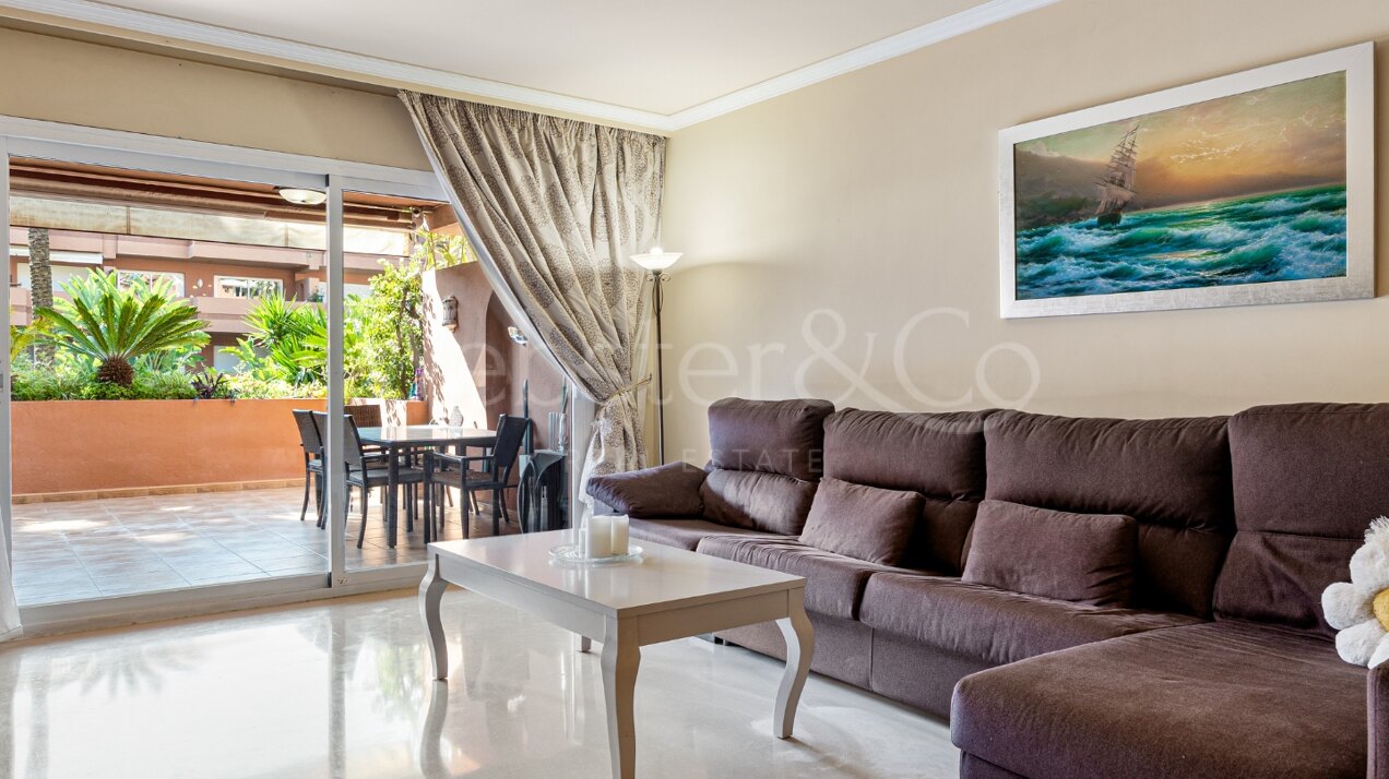 Apartment Lyra - Beachside Tranquility, Puerto Banús