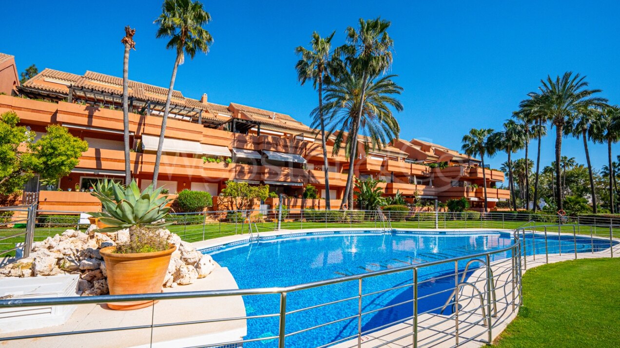 Apartment Lyra - Beachside Tranquility, Puerto Banús