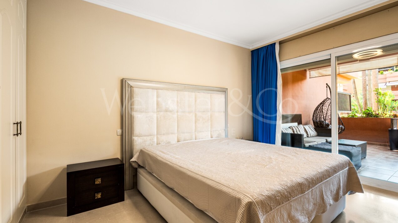 Apartment Lyra - Beachside Tranquility, Puerto Banús