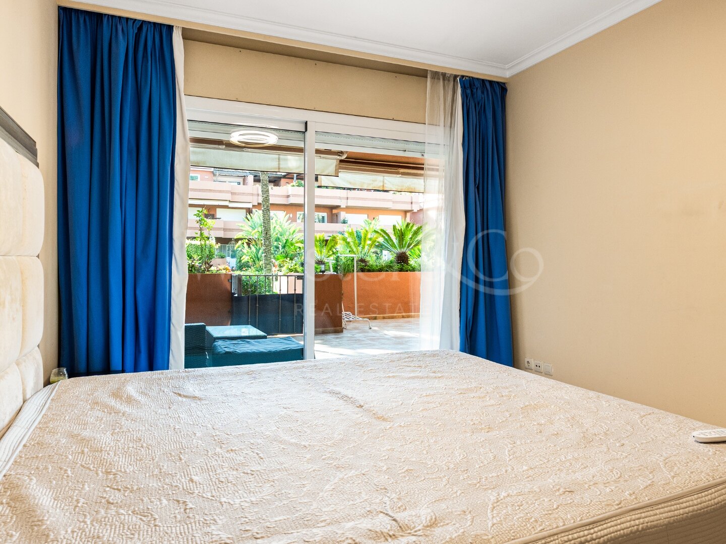 Apartment Lyra - Beachside Tranquility, Puerto Banús