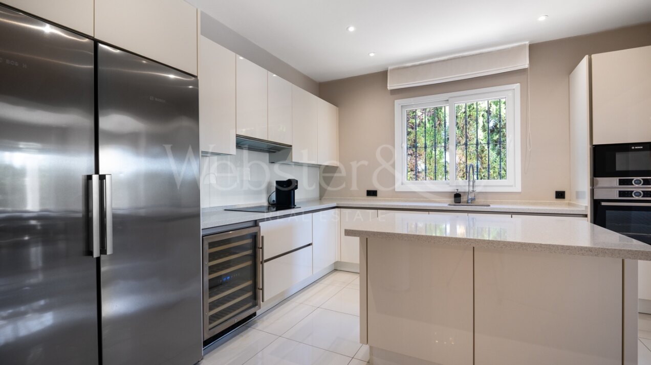 Villa Bruselas - Exquisite Home in Nueva Andalucia
