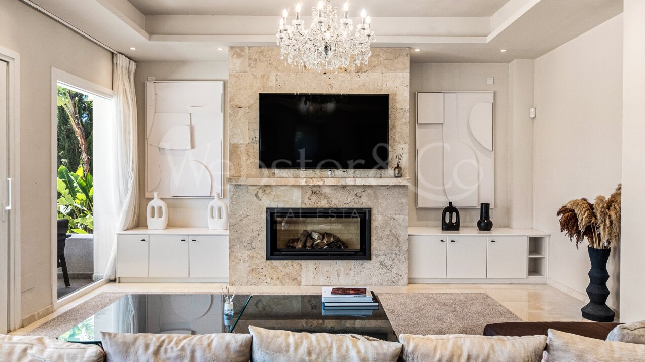 Villa Bruselas - Exquisite Home in Nueva Andalucia