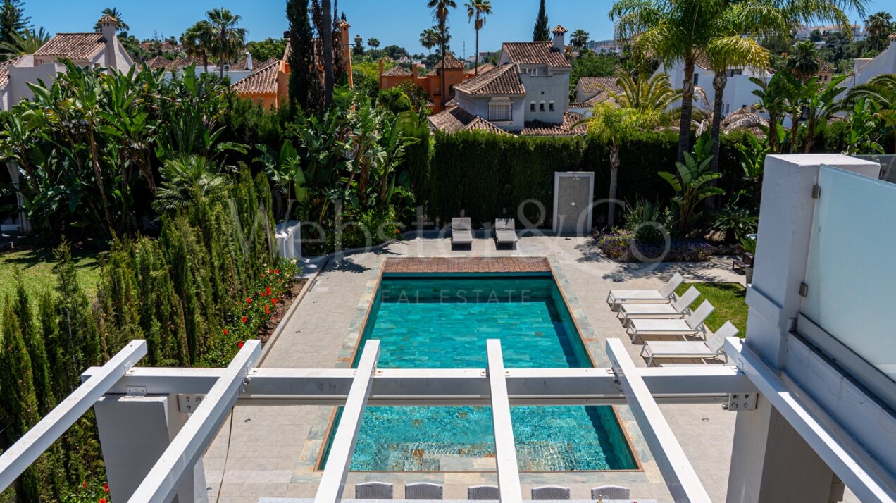 Villa Bruselas - Exquisite Home in Nueva Andalucia
