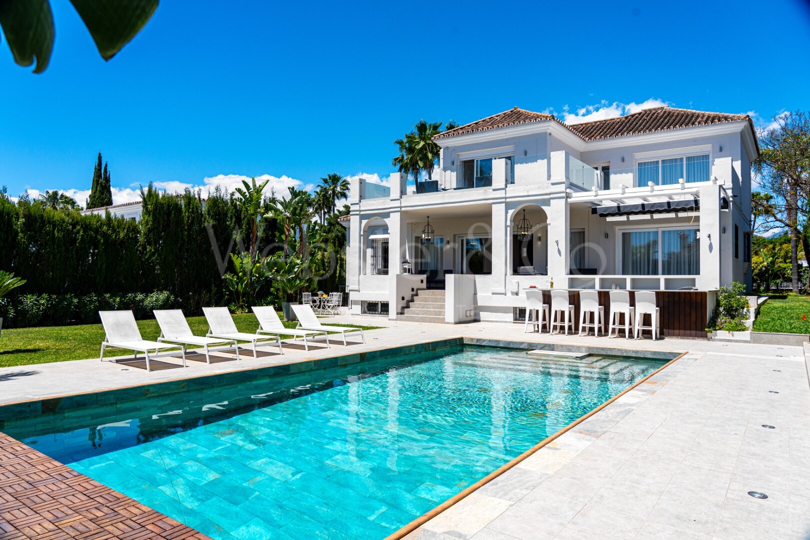 Villa Bruselas - Exquisite Home in Nueva Andalucia