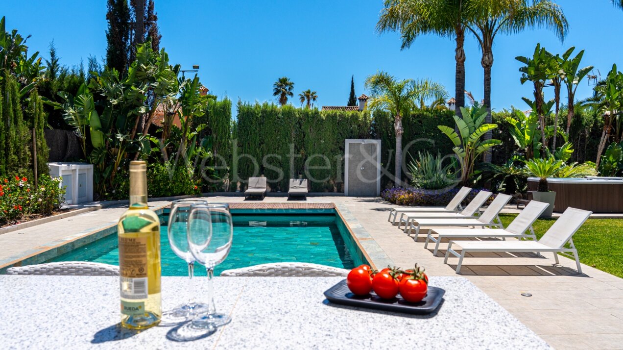 Villa Bruselas - Exquisite Home in Nueva Andalucia