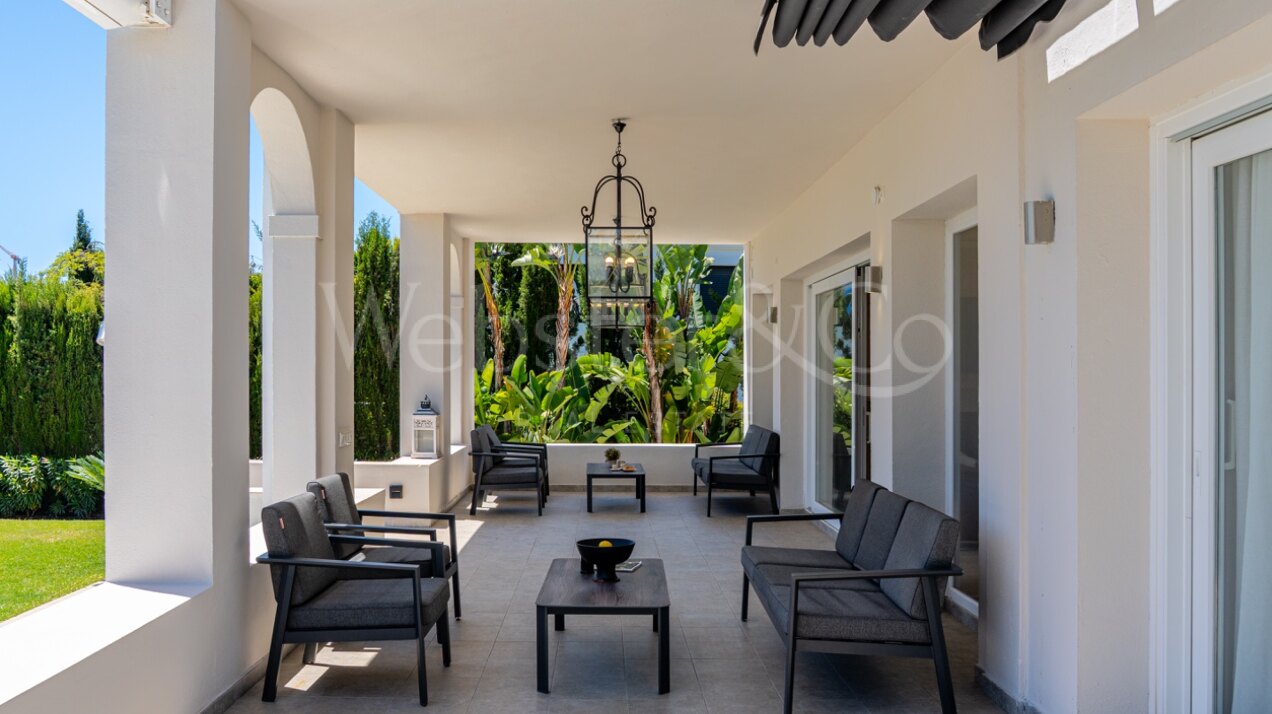 Villa Bruselas - Exquisite Home in Nueva Andalucia