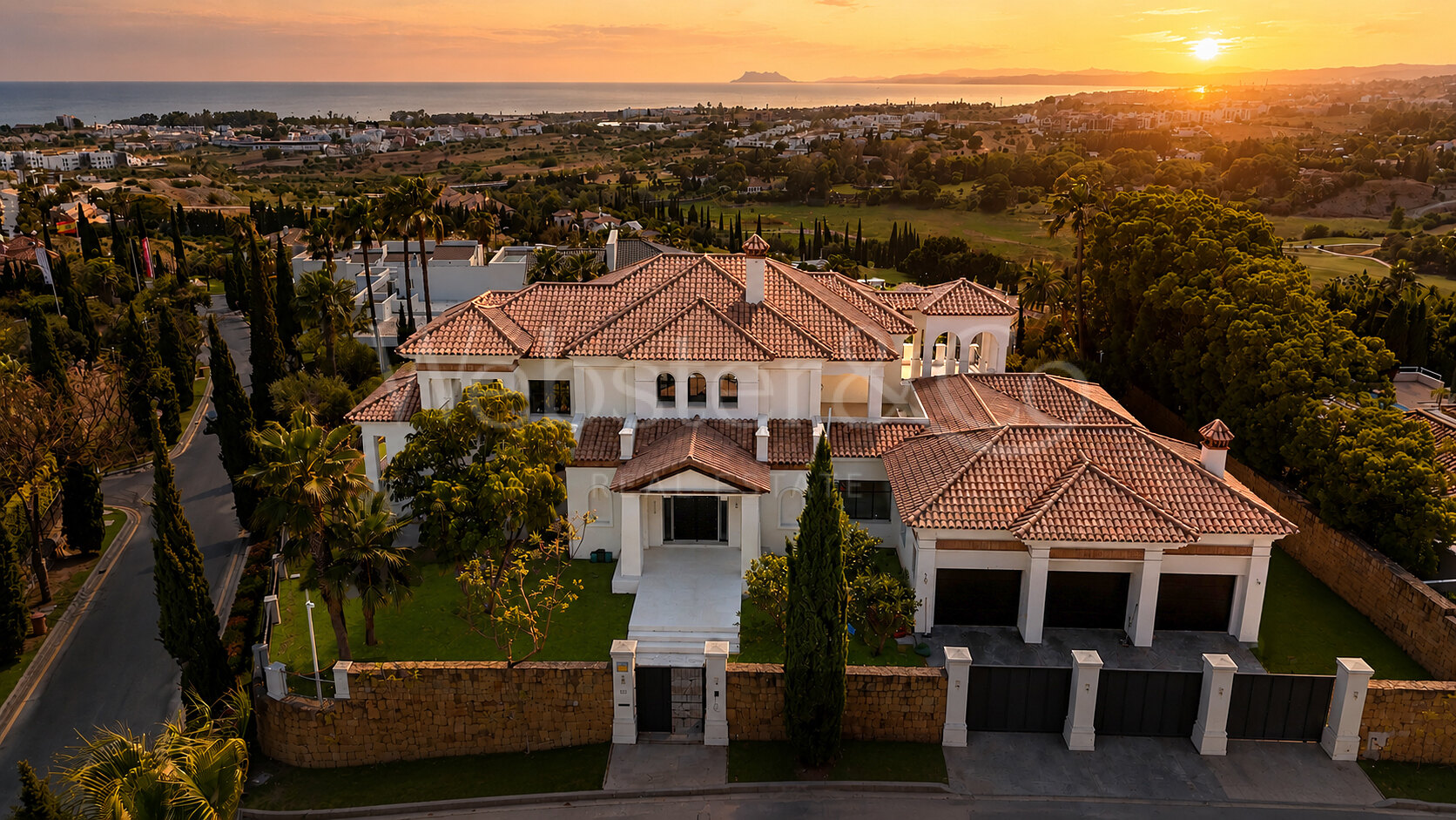 Villa Palladio - Elegant Home in Los Flamingos