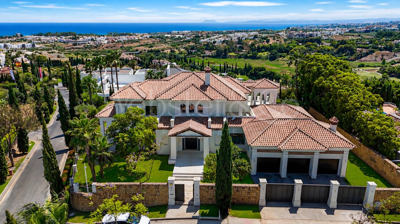 Villa Palladio - Elegant Home in Los Flamingos