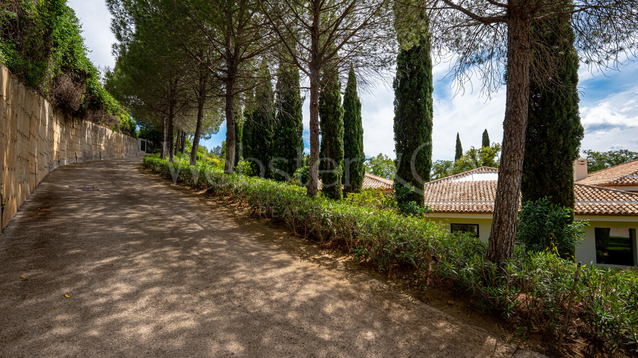 Villa Cypria - Pure Luxury in La Zagaleta