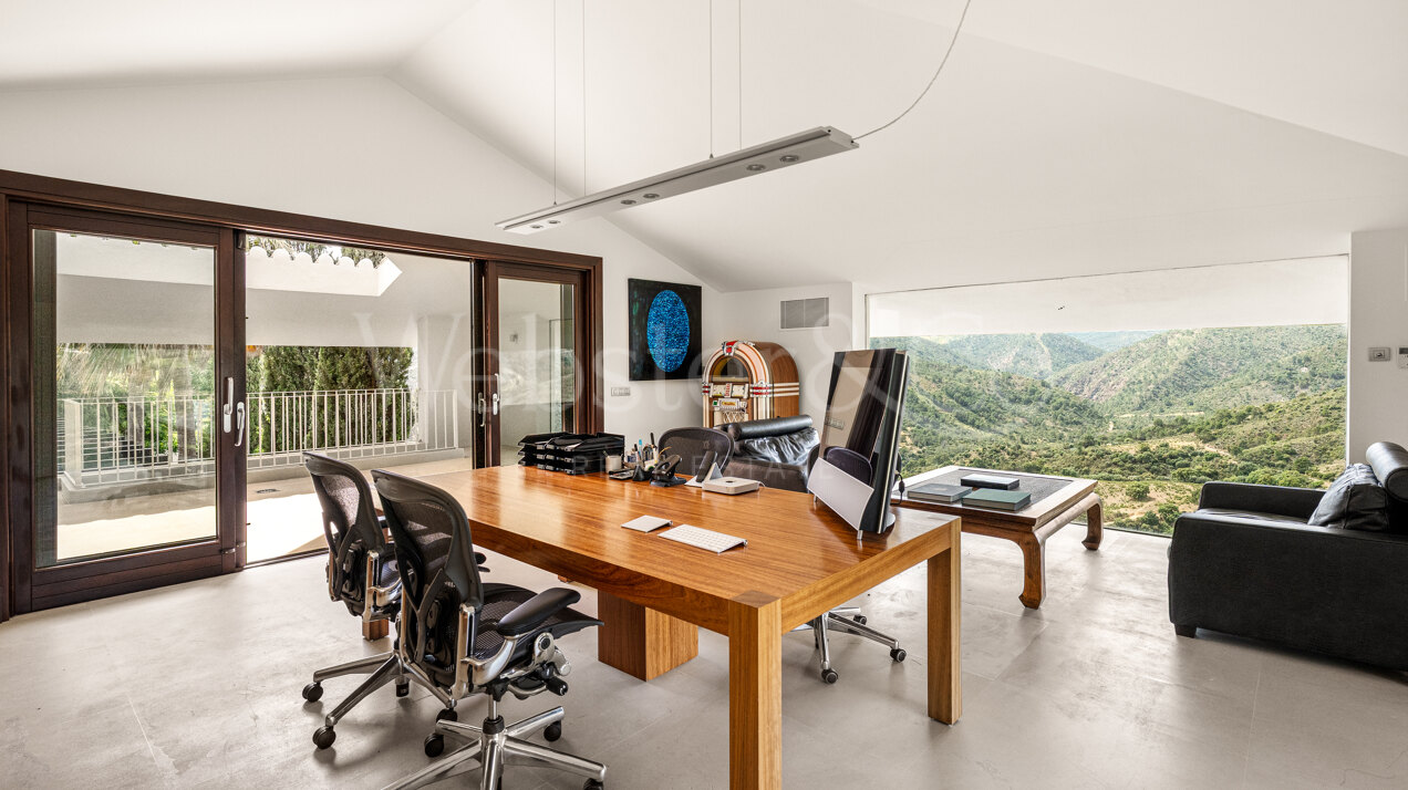 Villa Cypria - Pure Luxury in La Zagaleta
