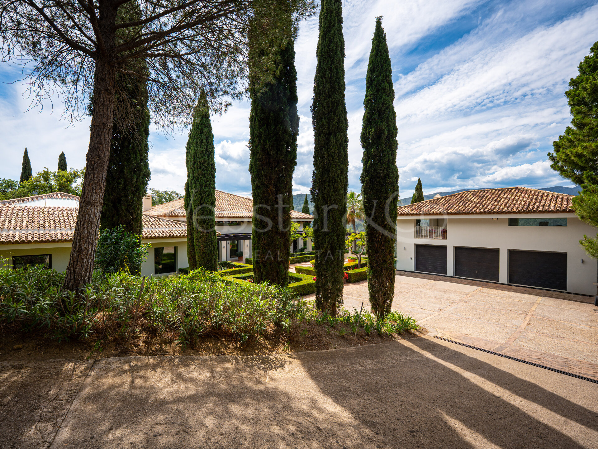 Villa Cypria - Pure Luxury in La Zagaleta